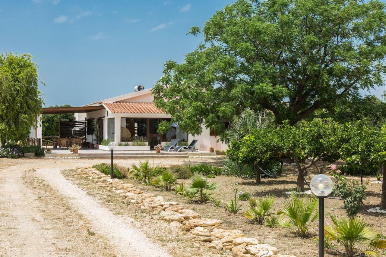 Villa Ammaliante Menfi Bagian luar foto