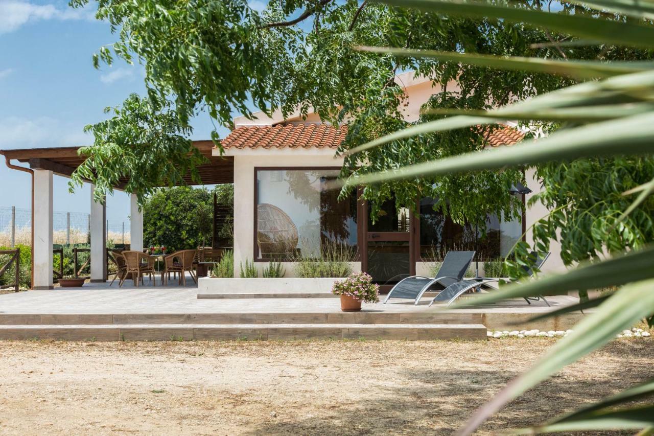 Villa Ammaliante Menfi Bagian luar foto