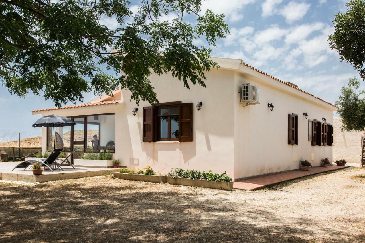 Villa Ammaliante Menfi Bagian luar foto
