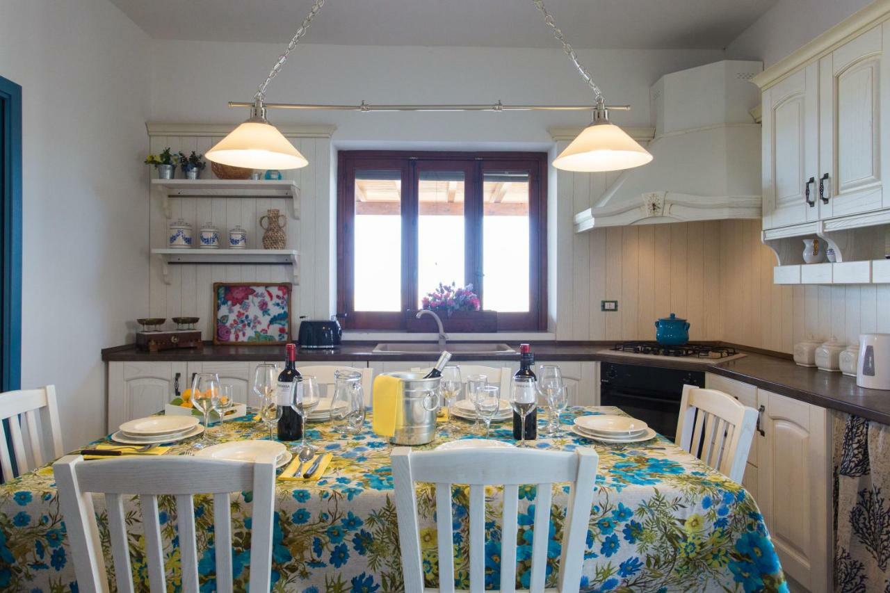 Villa Ammaliante Menfi Bagian luar foto